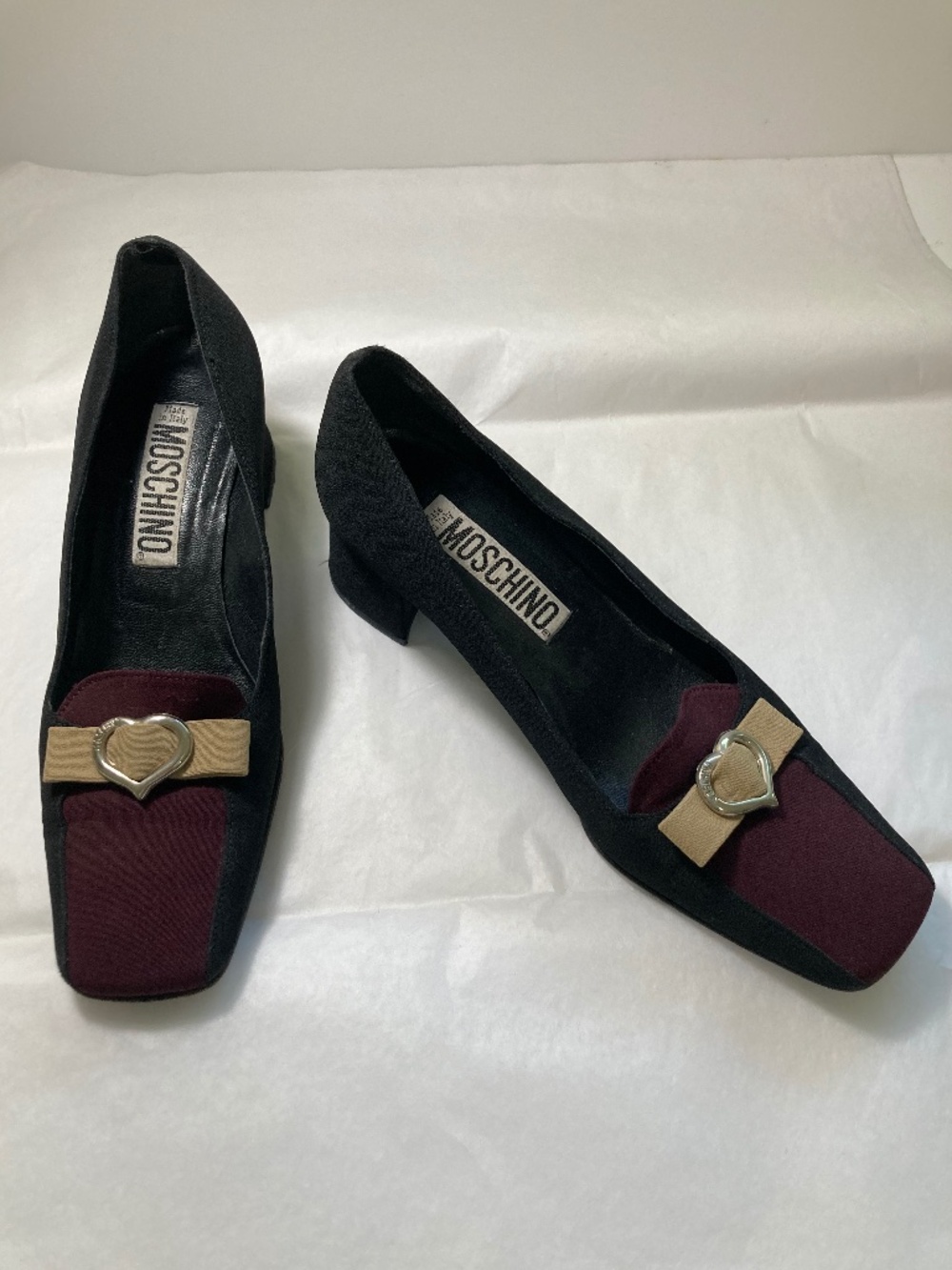 Moschino S6 Low Block Heel w Sq Toe, Silver Heart Detail MultiColor Fabric Pumps